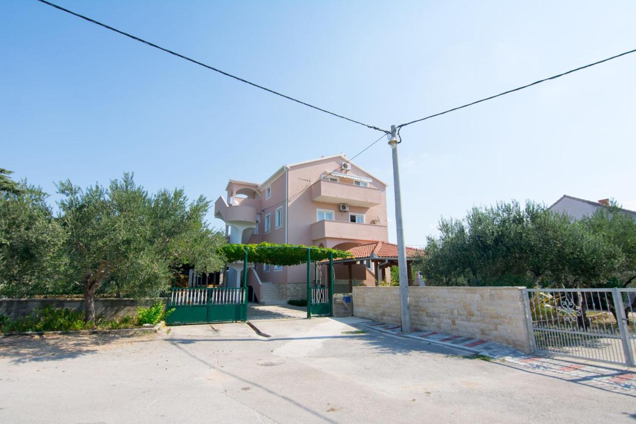 Apartment Lucija Biograd Na Moru Exterior photo