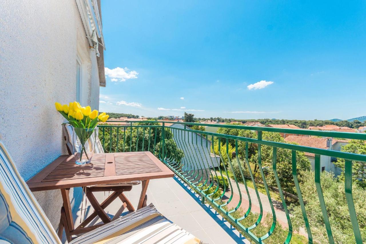 Apartment Lucija Biograd Na Moru Exterior photo